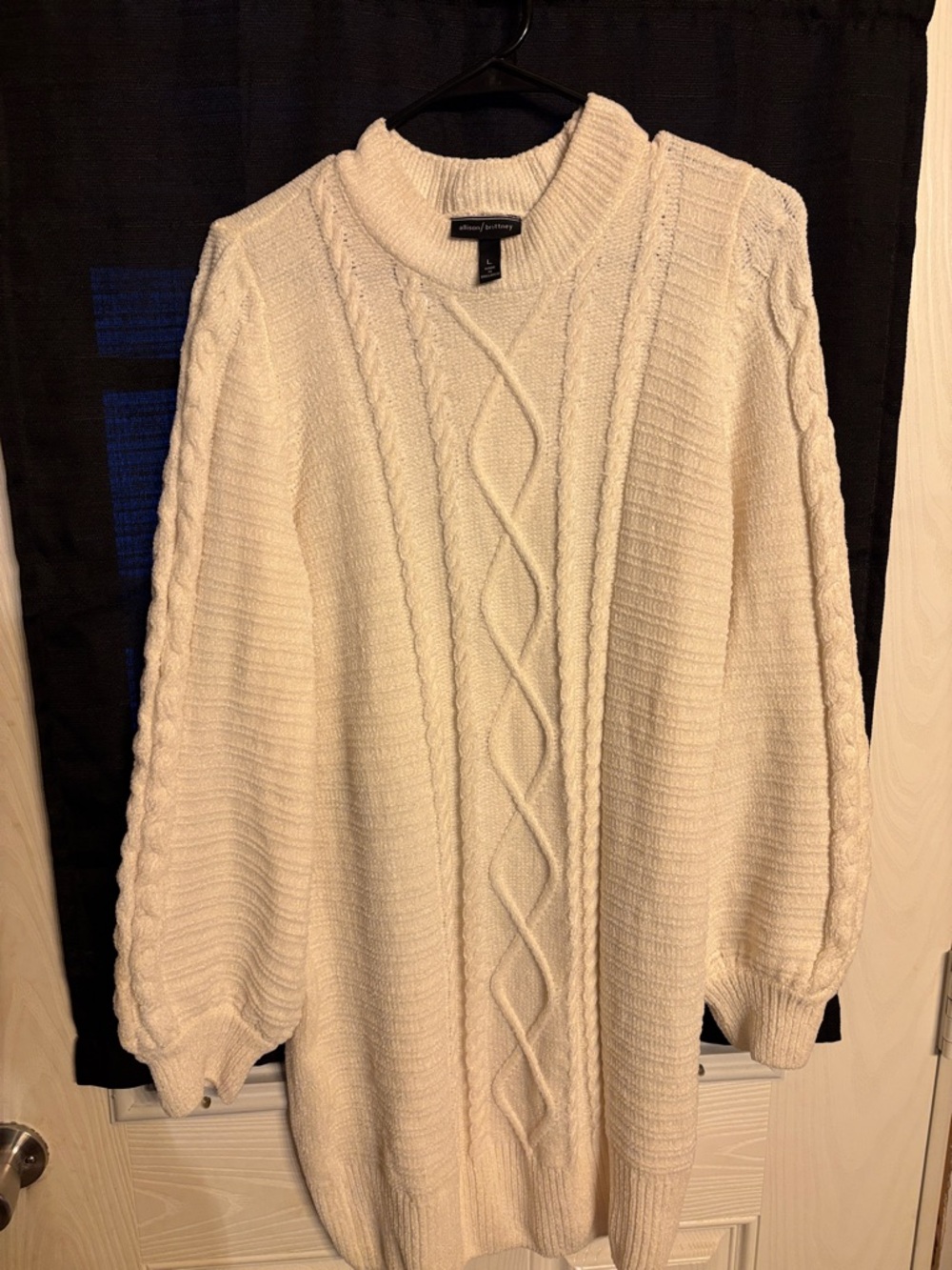Allison Brittney Ivory Cable Knit Scoop Neck Sweater